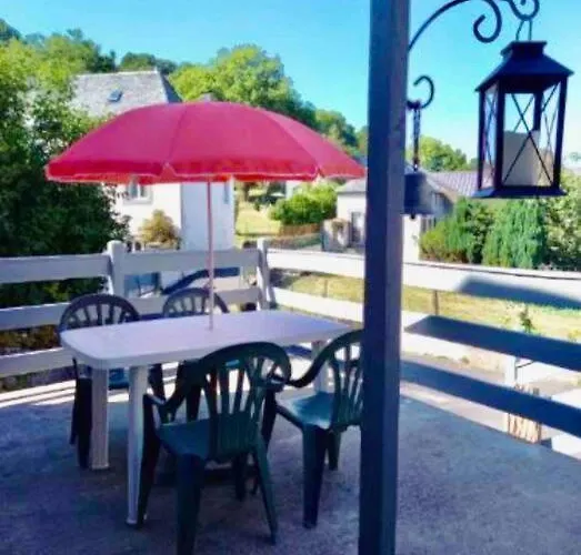 Appartement Dans Un Village En Auvergne Sancy
