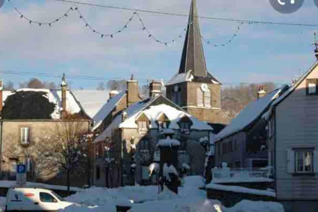 Dans Un Village En Auvergne Sancy Appartement Égliseneuve-dʼEntraigues