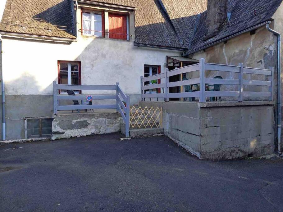Dans Un Village En Auvergne Sancy * Egliseneuve-d'Entraigues